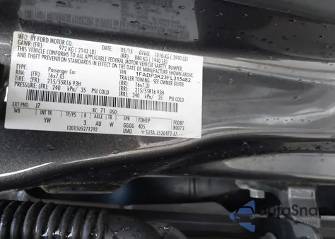 2015 Ford Focus Se z USA, uszkodzony, nr VIN 1FADP3K23FL315482